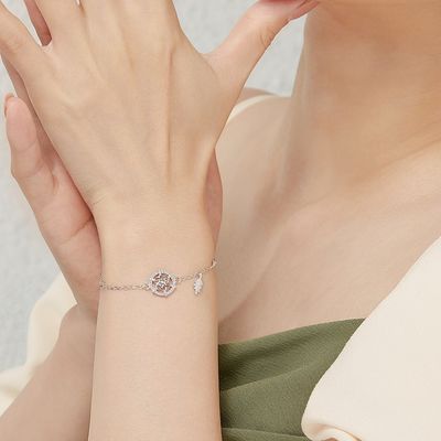 花の純銀製の宝石類のブレスレット