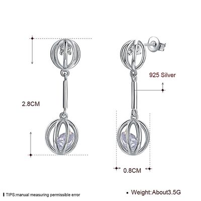0.12oz 2.8X0.8cmのサファイアのスタッドのイヤリングはジルコンの石のイヤリングを合金にする